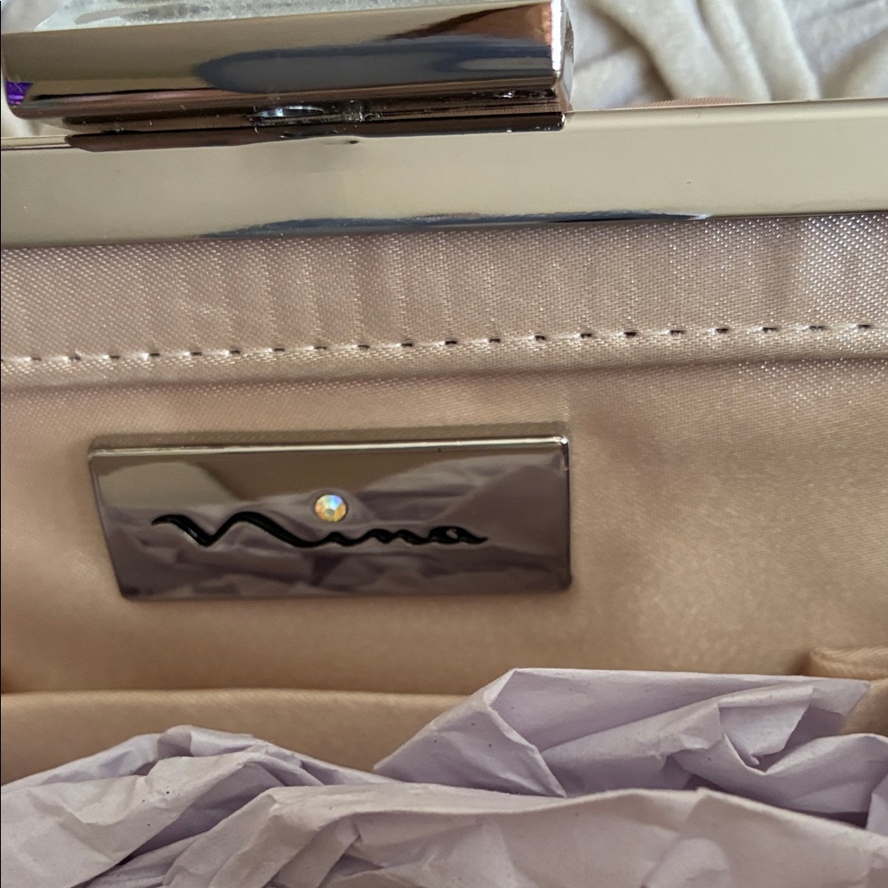 Charming Champagne Organza Clutch with Chain Strap NWT - Picture 4 of 12